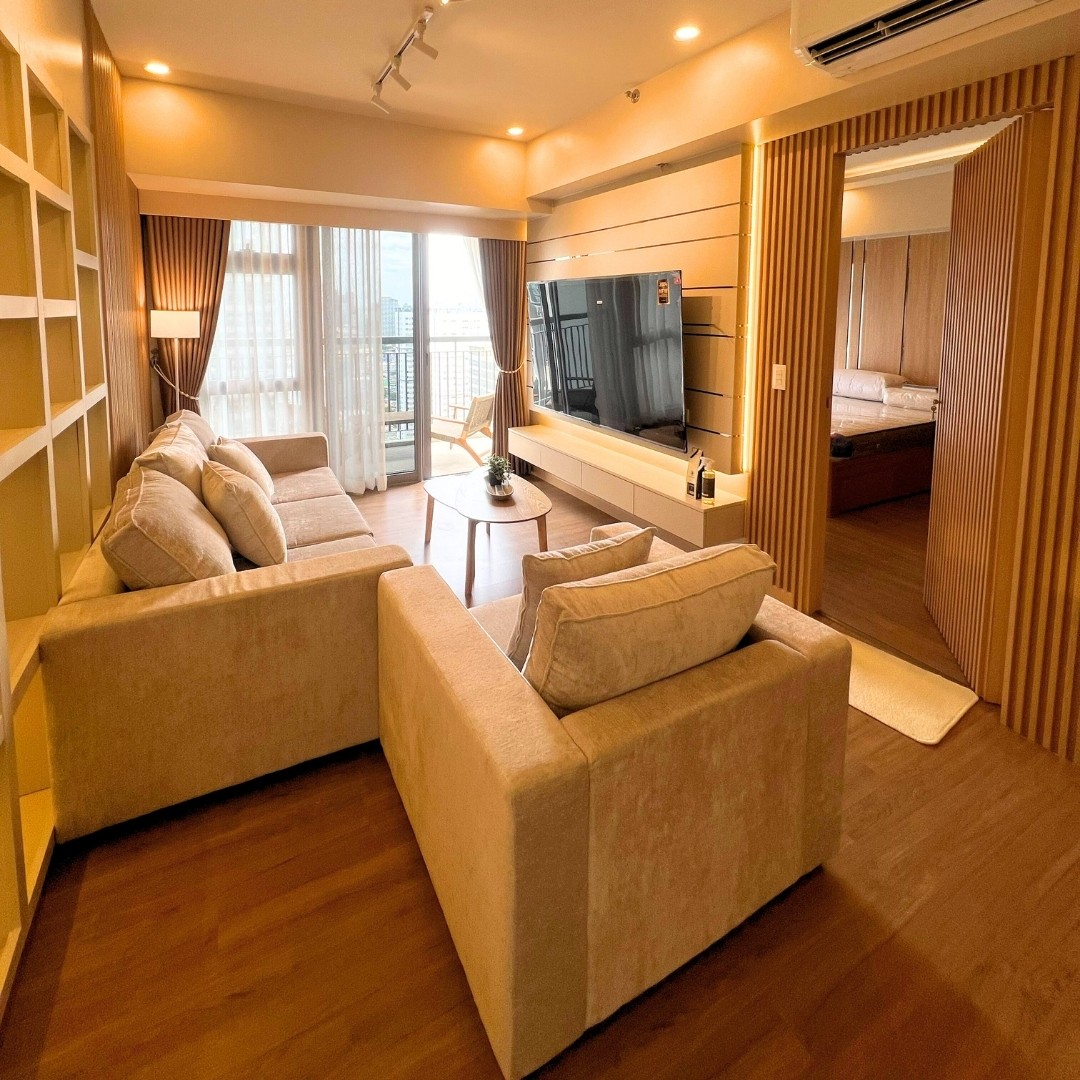 1 Bedroom in Park Triangle Residences at 59 SQM Floor Area, Interior Designed and Fully Furnished, in BGC Taguig City For Lease view 4