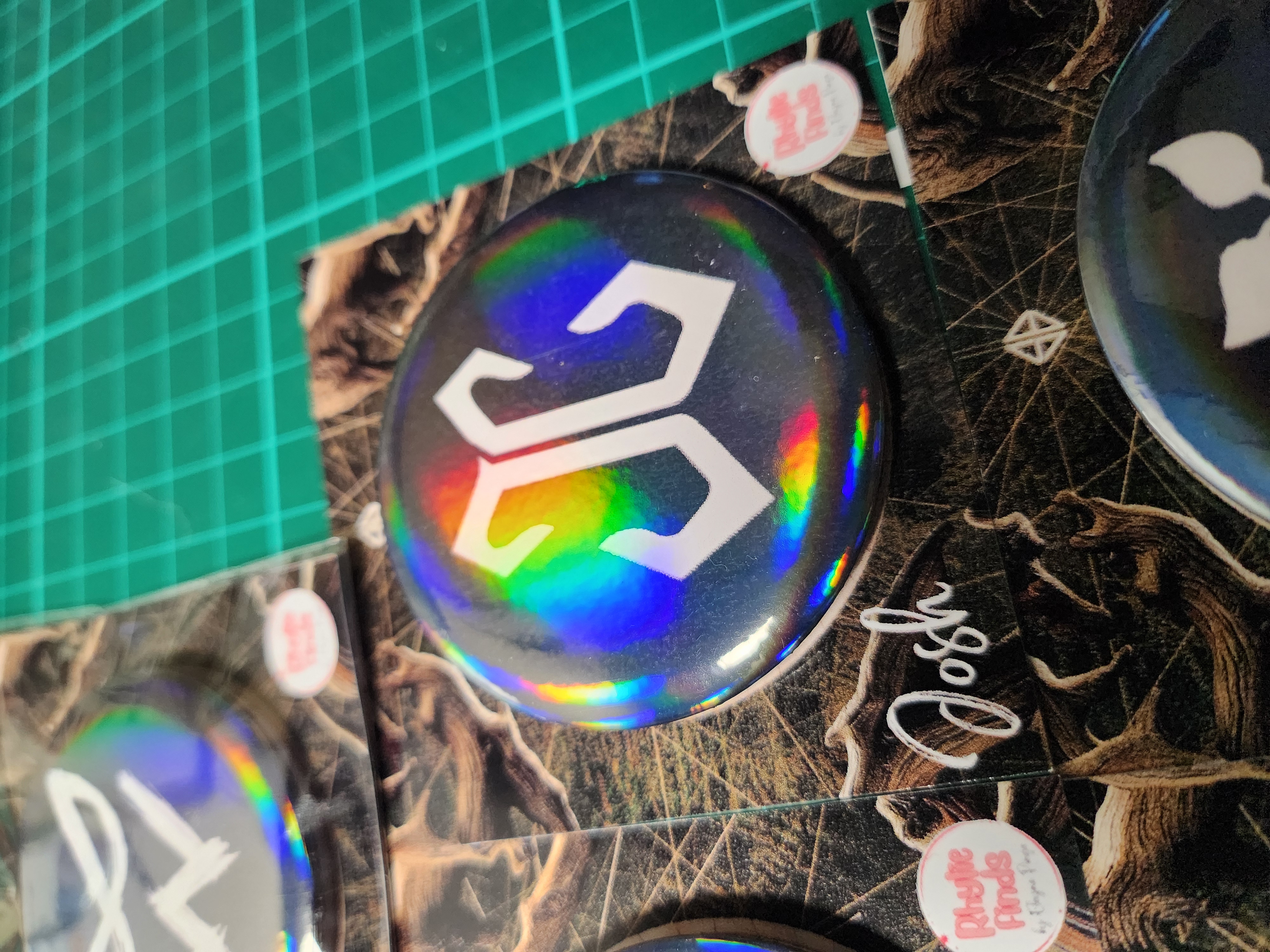 SB19 Logo Buttons (Made-to-Order) view 5